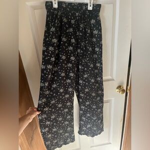 🚫SOLD🚫Black Floral Print Pants